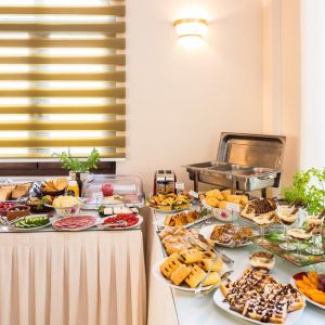 Eltina Hotel