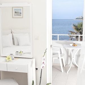 Petradi Beach Lounge Hotel