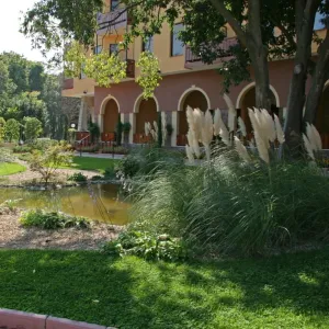 Hotel Estreya Palace
