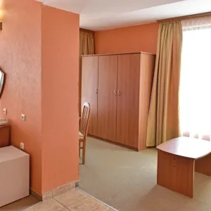 Hotel Estreya Palace