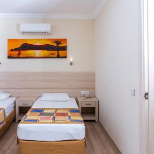 Gardenia Beach Hotel