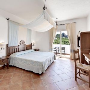 Colonna Grand Hotel Capo Testa Fara Transfer