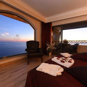 Hotel Utopia World