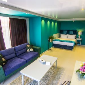 Complex Phoenicia Blue View Panoramic