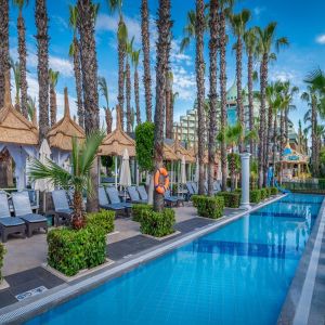 Delphin Palace