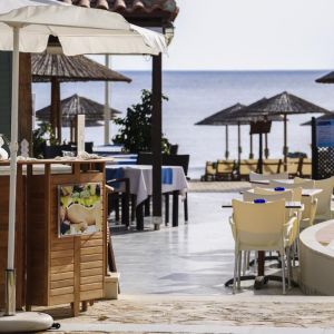 Hotel Amalthia Beach Resort