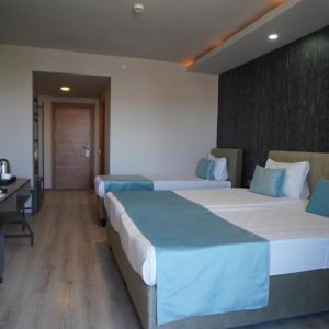 Hotella Resort and Spa