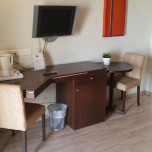 Livadhiotis City Hotel