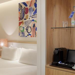 H10 Croma Malaga
