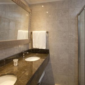 Oz Hotels Side Premium