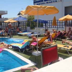 Kassavetis Studios and Apartments