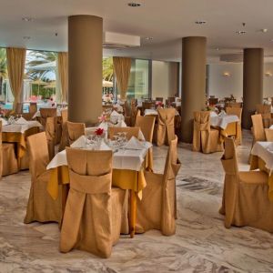 Minos Aparthotel