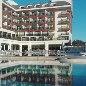 Hotel Glamour Resort Spa