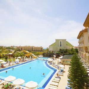 Side Aluna Hotel