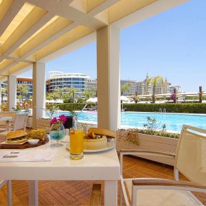 Hotel Baia Lara