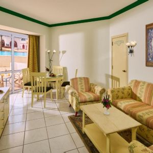 Hotel Dreams Vacation Resort
