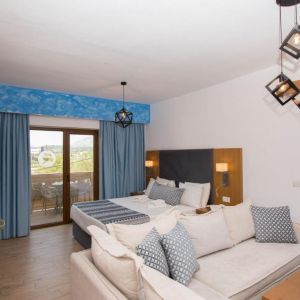 Hotel Yianna Caravel