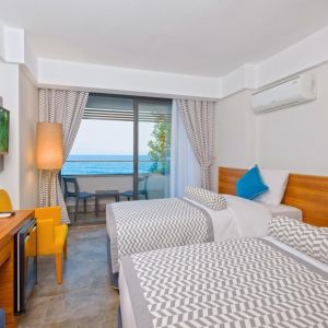 Floria Beach Hotel