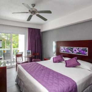 Hotel Riu Naiboa