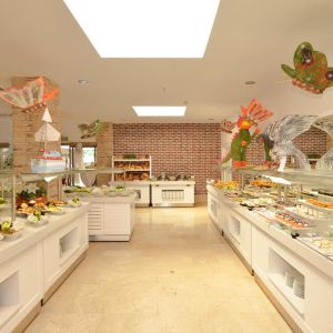 Lucida Beach Hotel