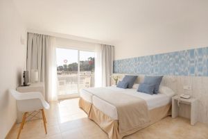 Hotel Tora