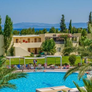 Hotel Kipriotis Maris and Suites
