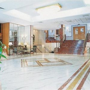 Holiday Inn