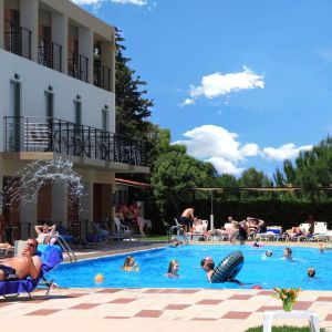 Sunrise Village Aparthotel