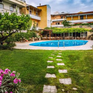 Hotel Roxani