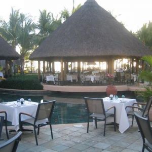 Hotel La Pirogue