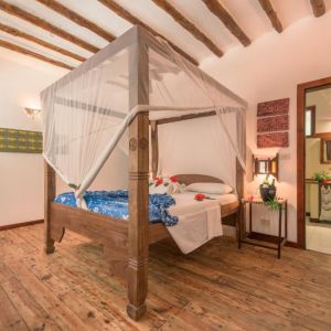 Hakuna Majiwe Beach Lodge