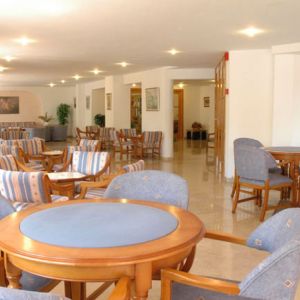 Hotel Tora