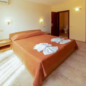 Hotel Rose Village