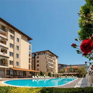 Hotel Rose Village
