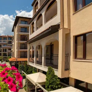 Hotel Rose Village