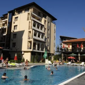 Hotel Rose Village