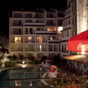 Hotel Rose Village