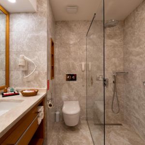 Miramare Queen Hotel