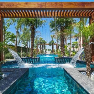 Amanti MadeForTwo Hotels