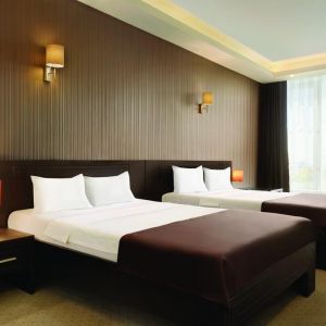 Ramada By Wyndham