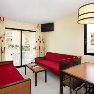 Hotel Puente Real