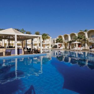 Reef Oasis Beach Resort