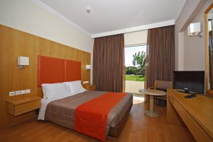 Hotel Kipriotis Village Resort