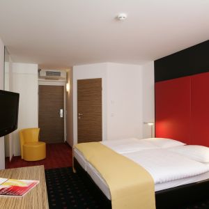 Hotel Senator