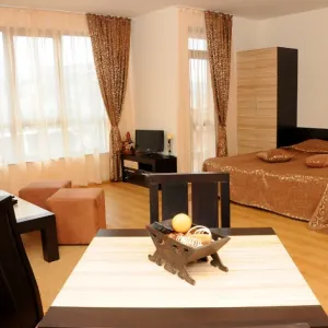 Green Wood Hotel and Spa