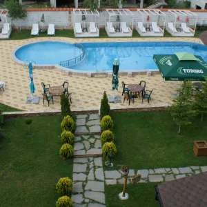 Green Wood Hotel and Spa