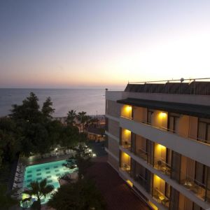 Trendy Side Beach Hotel