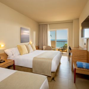 Aqua Hotel Promenade and Spa