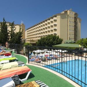 Hotel Beach Club Doganay