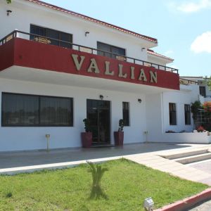 Hotel Vallian Village
